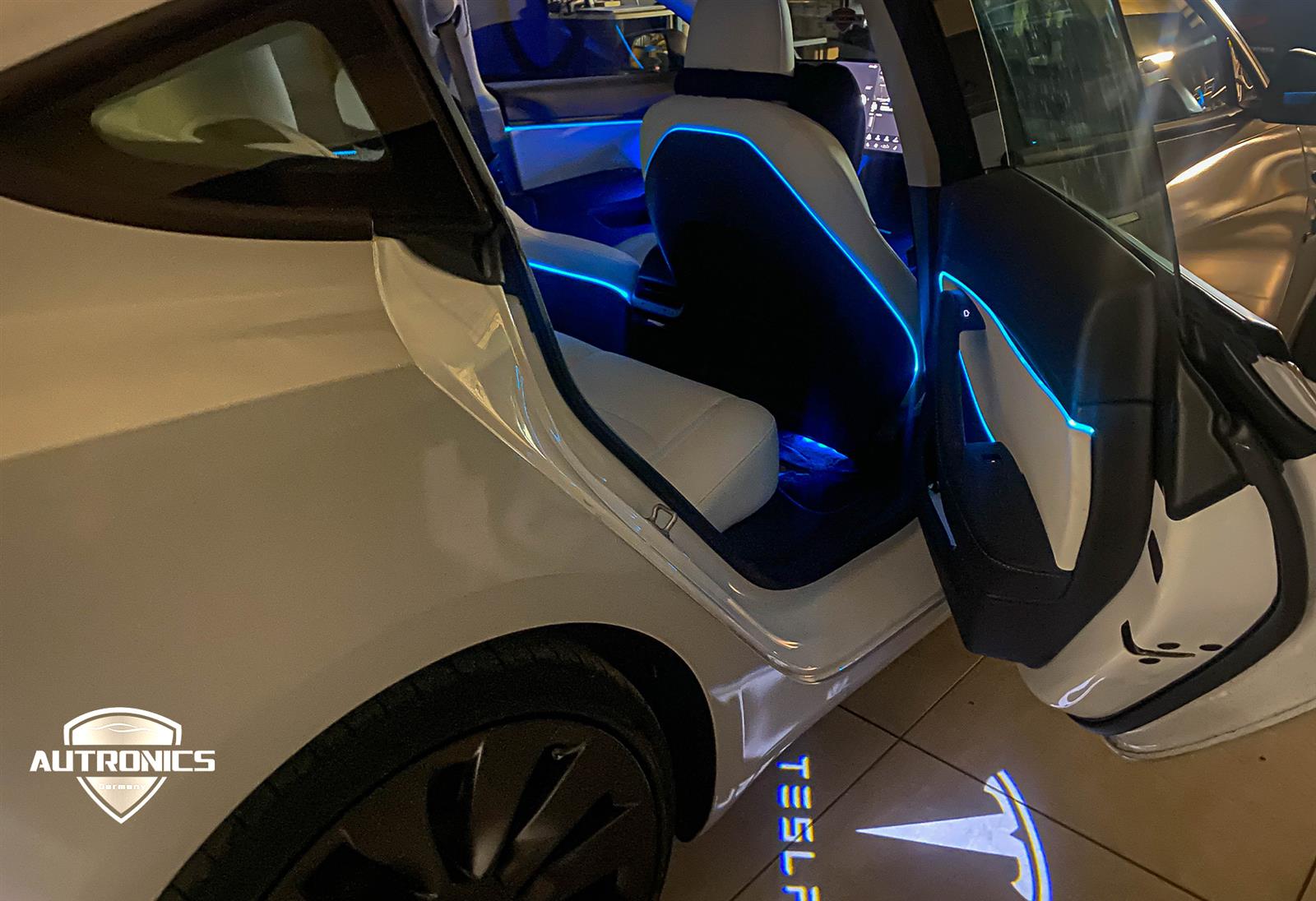 LED Dynamische- Ambientebeleuchtung Nachrüsten – Premium Innenraumlicht für Tesla Model 3 & Model Y