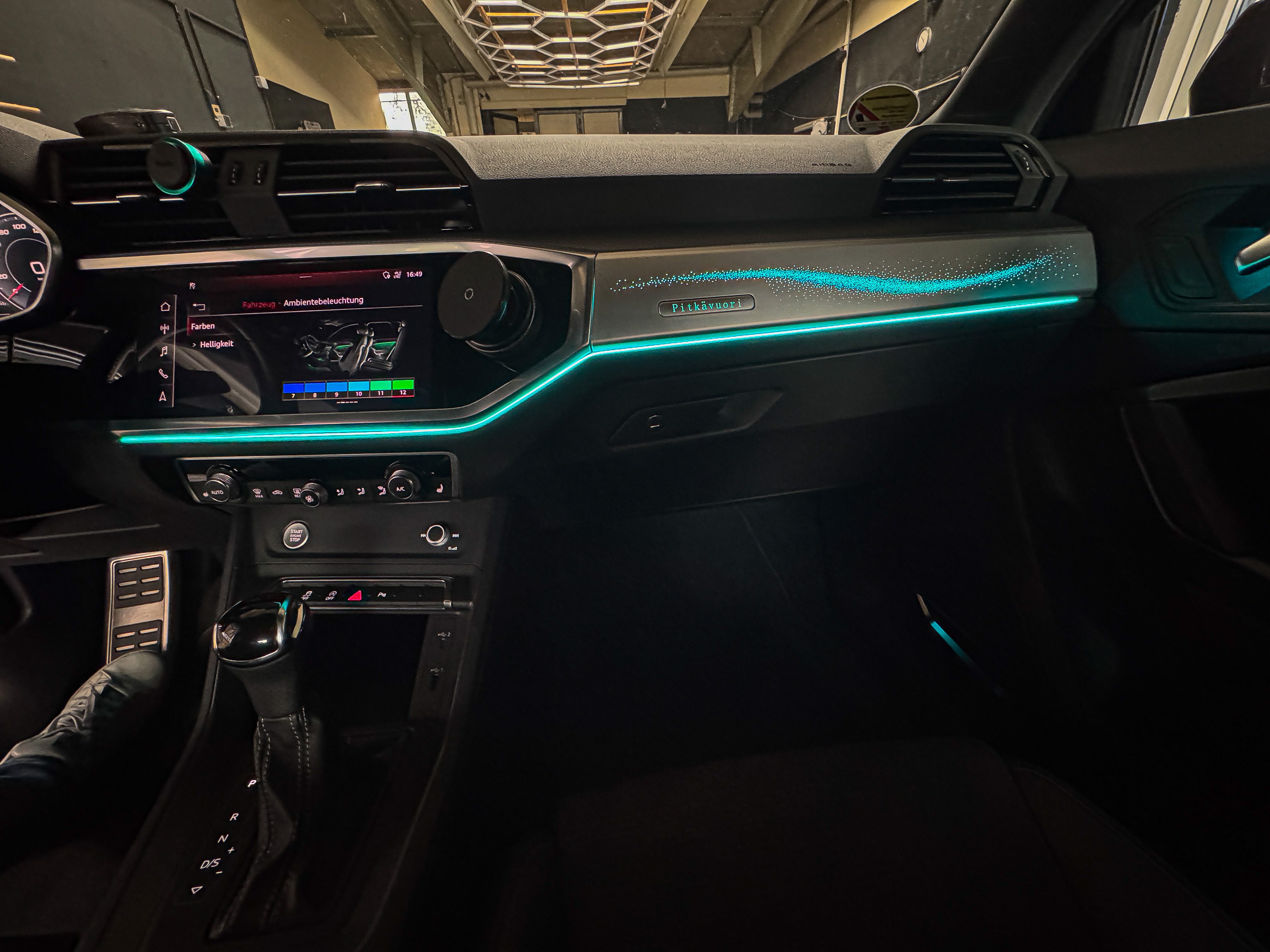 LED Ambientebeleuchtung Nachrüsten – Premium Innenraumlicht für Audi Q3 F3