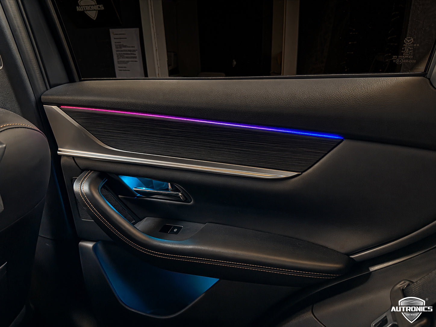 Dynamische LED Ambientebeleuchtung Nachrüstung für Mazda CX60 Premium Innenraumbeleuchtung mit RGB-App-Steuerung & Farbverlaufseffekt