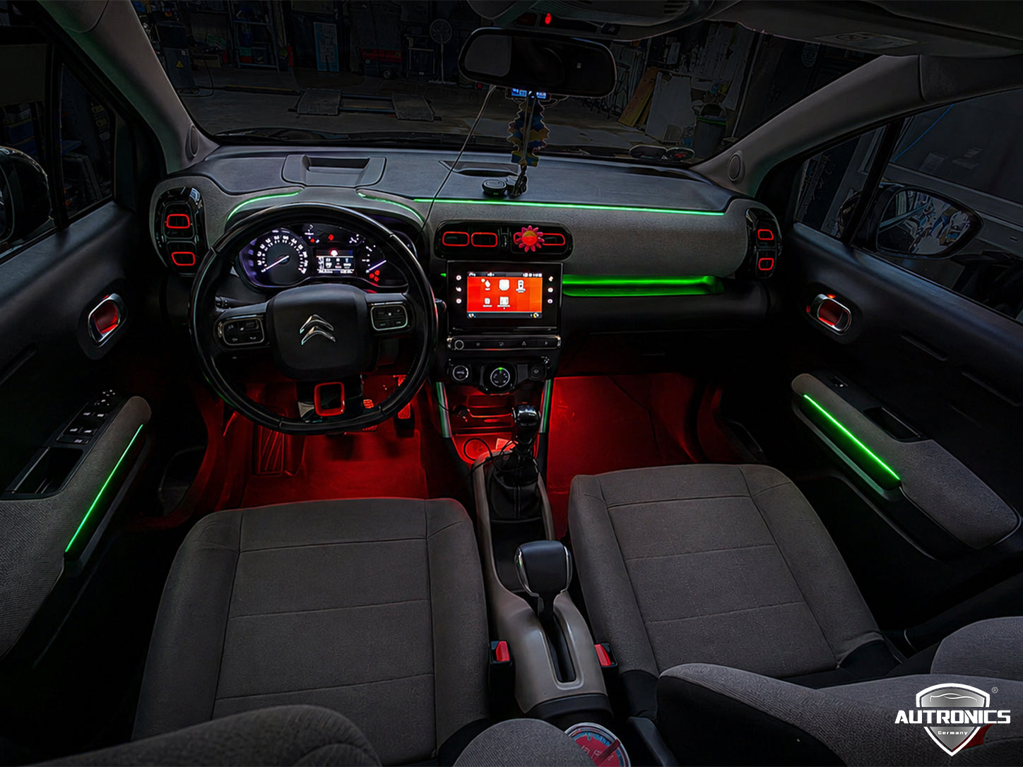Citroen C3 Ambientebeleuchtung Nachrüstung RGB LED – Dynamische Innenraumbeleuchtung mit App Steuerung inkl. Einbau